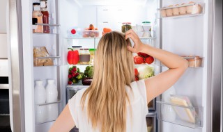 冰箱清洗方法（冰箱清洗方法视频教程）