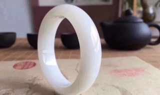怎么挑玉镯好坏（怎么挑选玉镯子好坏）