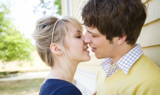 属羊女的和什么属相最配（03年属羊女的和什么属相最配）