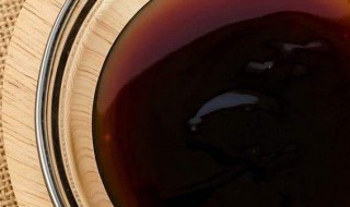 蚝油是什么东西做的（蚝油是什么东西做的 做酱牛肉时有什么好处）