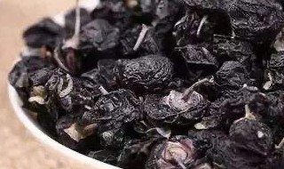 黑枸杞的功效是什么（黄芪泡黑枸杞的功效是什么）