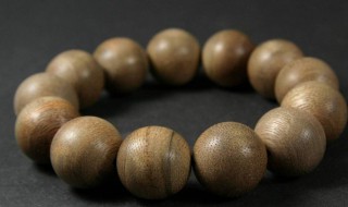 沉香手串如何盘玩保养 沉香手串一般什么价位