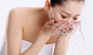 如何改善痘痘肌肤（怎么改善痘痘肌肤体质）