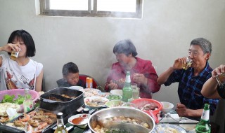 去朋友家做客带什么礼物 去朋友家做客带什么礼物合适