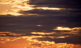 分辨率300dpi怎么设置（分辨率300怎么调）