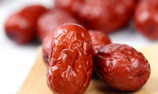 如何清洗干红枣（干红枣要怎么洗才干净）