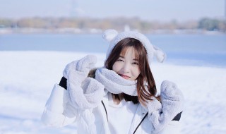 羊绒围巾如何清洗（羊绒围巾如何清洗视频）