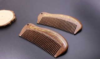 绿檀木梳子的鉴别方法 女士梳子黑檀好还是绿檀好