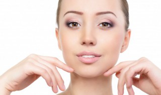 雪花膏的正确使用方法 雪花膏的功效与作用