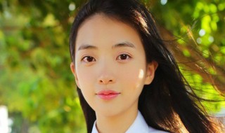 怎么用发蜡处理碎发