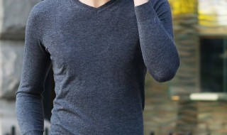 羊毛衫上油怎么处理（羊毛衫沾了油）