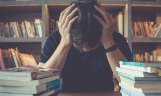 怎样忘掉一个人（怎样忘掉一个人的最好方法）