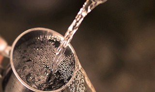 酒精戒断的方法（酒精戒断的方法有哪些）