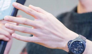 手粗糙怎么才能恢复光滑（手粗糙怎么快速改善）