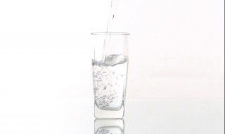 新买的杯子怎么处理才能喝水（新买的杯子怎么处理才能喝水陶瓷）