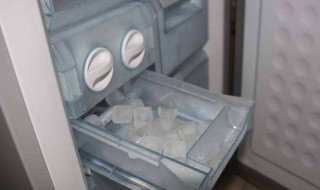 为什么冰箱保鲜里总是有水 为什么冰箱保鲜里总是有水流出来