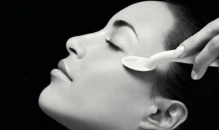 眼部运动如何做 眼部运动如何做视频教程