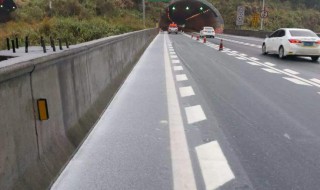 什么是路肩（什么是路肩挡土墙）