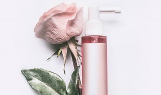 什么是化妆水（什么是化妆水和爽肤水）