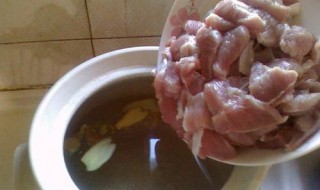 鱼腥草煲瘦肉的功效 鱼腥草煲瘦肉的功效与作用和主治