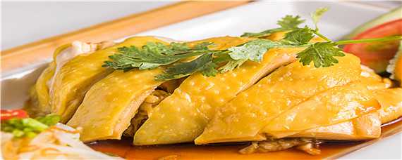 三黄鸡的区别（白条鸡和三黄鸡的区别）