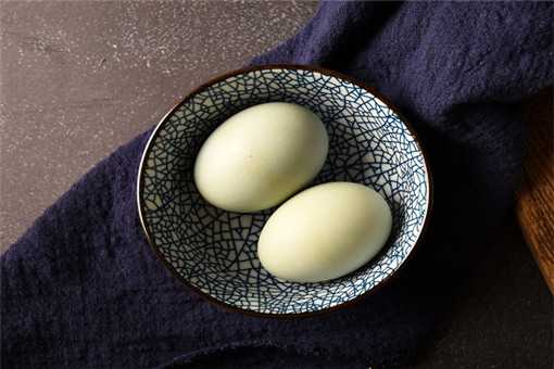 绿壳蛋鸡好养吗（绿壳蛋鸡好养吗视频）