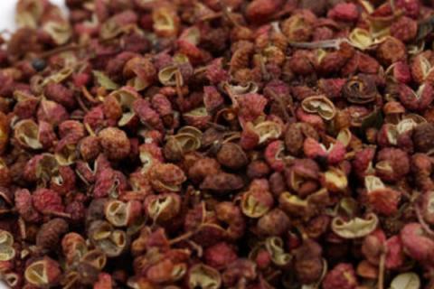 大红袍花椒和花椒区别