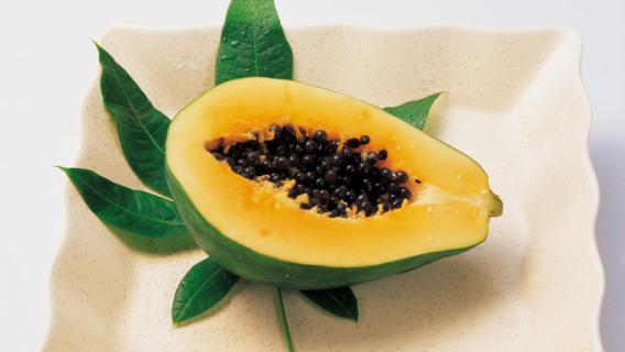 木瓜怎么吃 木瓜怎么吃丰胸效果最佳