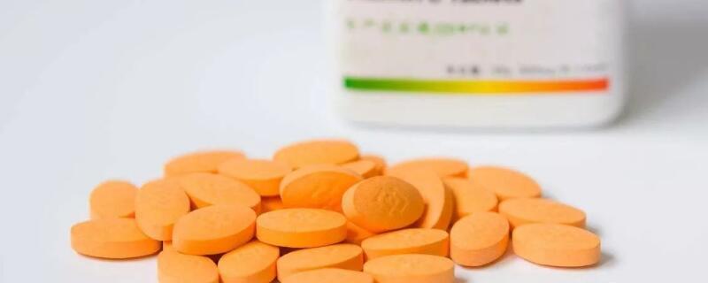 玫瑰糠用什么药（玫瑰糠用什么药膏）