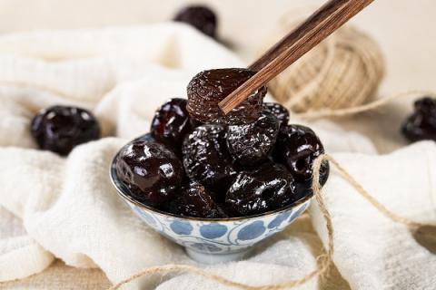 蜜枣的功效与作用（蜜枣和红枣的区别与功效）