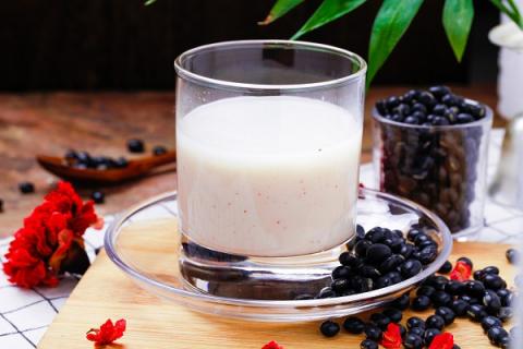 黑豆浆的功效与作用 黑豆浆的功效与作用备孕