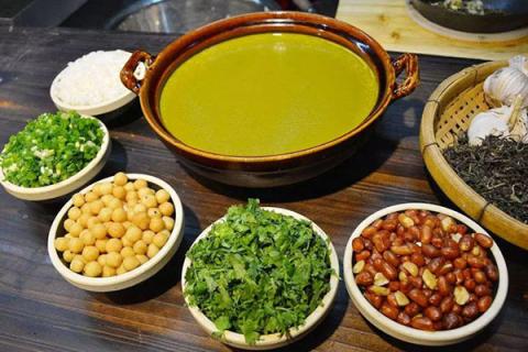 喝油茶的功效与作用（喝油茶的功效与作用及食用方法）