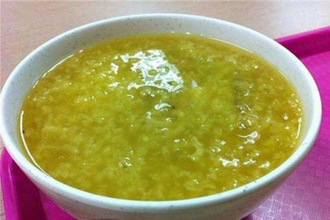 荷叶粥的功效与作用 荷叶粥的功效与作用荷叶小米粥