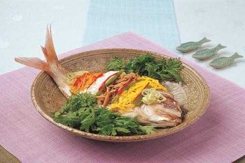 鱼胆的功效与作用 鱼胆的功效与作用及食用方法