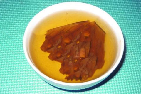 雄蚕蛾酒的功效与作用（雄蚕蛾酒的功效与作用视频）