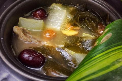 海带冬瓜汤的功效与作用（海带冬瓜汤的功效与作用及禁忌）