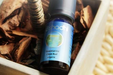 丁香精油的功效与作用 丁香精油的功效与作用及禁忌症