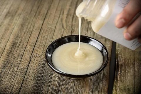 蜂王浆功效（蜂王浆功效及禁忌人群）