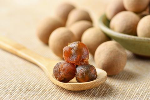 桂圆核的功效与作用 桂圆核煮水的功效与作用及禁忌
