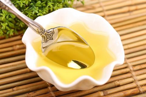 高油酸花生油的功效与作用（油酸多花生油的功效与作用）