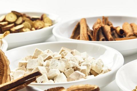 白伏岑的功效与作用（白伏岑的功效与作用茯苓用法）