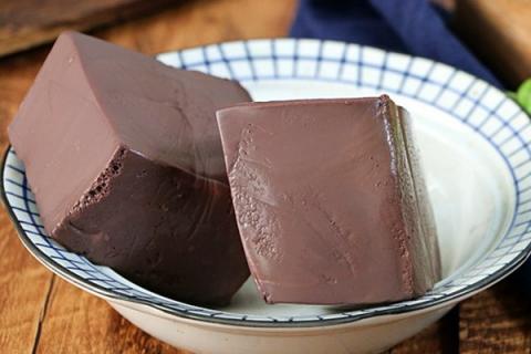 羊血的功效与作用（猪血和羊血的功效与作用）