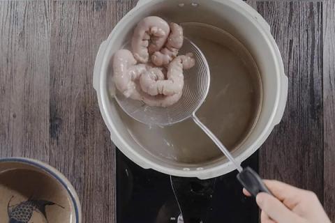 猪肠的功效与作用 猪大肠的功效与作用