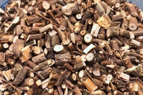 柴胡汤的功效与作用（小柴胡汤的功效与作用）