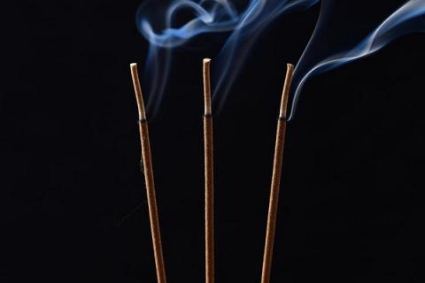 藏香的功效与作用 坭木藏香的功效与作用