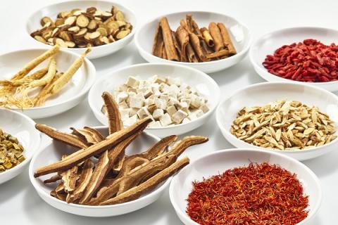 半夏白术天麻汤的功效与作用（半夏白术天麻汤的功效与作用与主治）