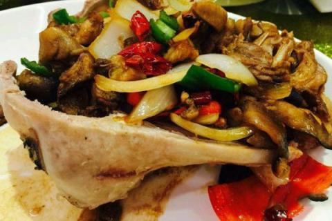 羊头肉的功效与作用（羊头肉的功效与作用禁忌是什么）