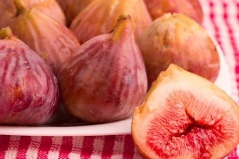新鲜无花果的功效与作用（新鲜无花果的功效与作用果）