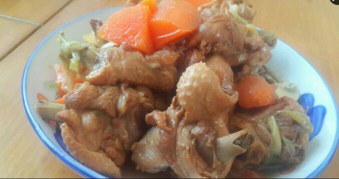 鸭翅根怎么做好吃 啤酒鸭翅根怎么做好吃