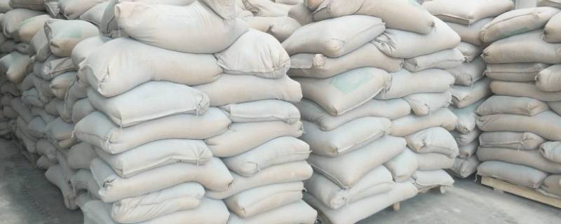 做豆腐的石膏是什么样的石膏（石膏豆腐有石膏）